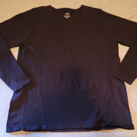 Studio Tops - Zuda Athletic Black Long Sleeve Shirt Wimans Size 2X